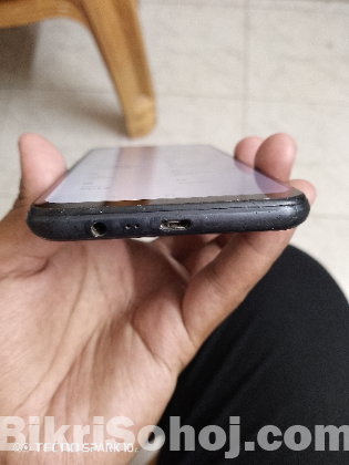Realme c21